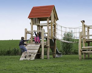 Toegangspoort van Parc Ganuenta, Colijnsplaat, Noord-Beveland, Zeeland.