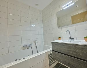 Guest house 590227 - Holiday property Noord-Beveland - Sauna Zee 27A