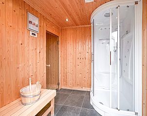 Priv sauna in Villa Superieur 64, luxe vakantiehuis in Colijnsplaat, Noord-Beveland, Zeeland.