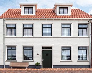 Verblijf 590257 - Vakantiewoning Noord-Beveland - 12 persoons Stadvilla met Jacuzzi
