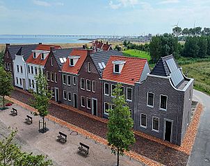Verblijf 590257 - Vakantiewoning Noord-Beveland - 12 persoons Stadvilla met Jacuzzi