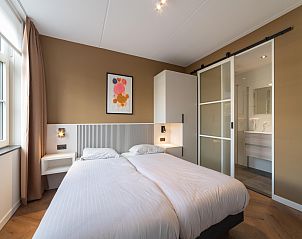 Verblijf 590257 - Vakantiewoning Noord-Beveland - 12 persoons Stadvilla met Jacuzzi