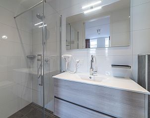 Verblijf 590257 - Vakantiewoning Noord-Beveland - 12 persoons Stadvilla met Jacuzzi