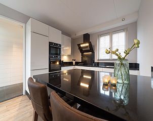 Guest house 590264 - Holiday property Noord-Beveland - Zeeuwse Pracht 8 p welness