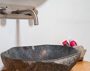 Guest house 5903121 - Bungalow Noord-Beveland - Vakantiebungalow Ruiterplaat "Eikenlaan 18"