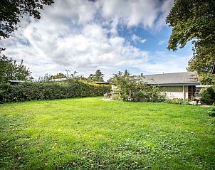 Gerumiger Garten hinter der Ahornenlaan 8 | Ruiterplaat, Ferienhaus in Kamperland, Zeeland.