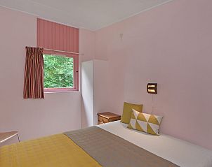 Komfortables Schlafzimmer in Kwikstaartenlaan 15 | De Banjaard, Ferienhaus in Kamperland, Noord-Beveland, Zeeland.