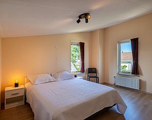 Komfortables Schlafzimmer in VZ1170 Ferienbungalow in Kamperland, perfekt fr eine gute Nachtruhe in Noord-Beveland, Zeeland.