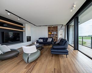 Gemtliche Sitzecke in VZ2401 Luxusvilla in Kamperland, ideal fr Entspannung in Nord-Beveland, Zeeland.