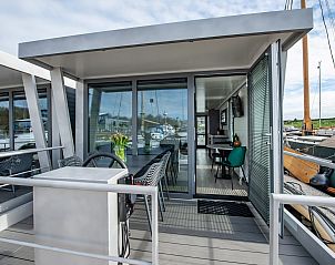 Guest house 590334 - Bungalow Noord-Beveland - Waterlodge Blue Lagoon | Marina Kamperland