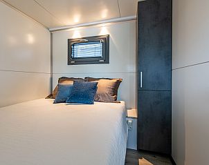 Guest house 590334 - Bungalow Noord-Beveland - Waterlodge Blue Lagoon | Marina Kamperland