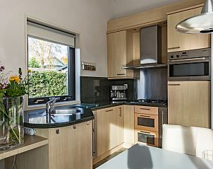 Vollstndig ausgestattete Kche im Ferienhaus Beukenlaan 1 | Ruiterplaat, Kamperland.