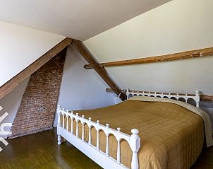 Helle Essecke im Ferienhaus ZE184 mit Blick auf den Garten, Kamperland, Nord-Beveland.