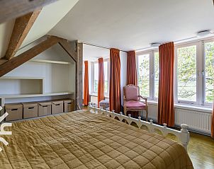 Moderne Kche im Ferienhaus ZE184 mit Holzdetails, Kamperland, Noord-Beveland, Zeeland.