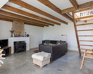 Esszimmer mit Mosaiktisch im Ferienhaus ZE184, Kamperland, Noord-Beveland, Zeeland.