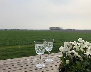 Comfortabele slaapkamer in Vakantiehuis in Kamperland, gelegen in het schilderachtige Noord-Beveland, Zeeland.
