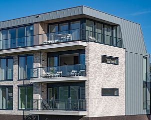 Exterior of Veerweg 163 vacation home, Kamperland, North Beveland, Zeeland with spacious balconies.