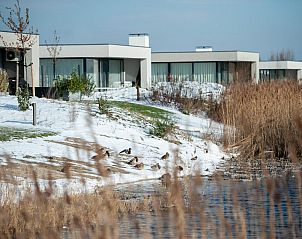 Sneeuwlandschap in de omgeving van Duinvallei 08, vakantiehuis in Kamperland, Zeeland.