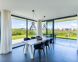 Guest house 5903467 - Bungalow Noord-Beveland - Waterlijn 05 | De Groote Duynen