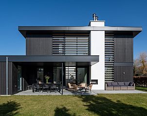 Achteraanzicht van Beukenlaan 11 | Ruiterplaat, Kamperland, vakantiehuis Noord-Beveland, Zeeland.