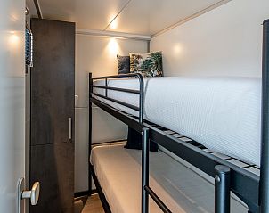 Guest house 5903615 - Holiday property Noord-Beveland - Waterlodge Blue Lagoon | Marina Kamperland