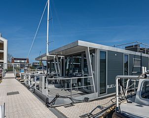 Guest house 5903621 - Holiday property Noord-Beveland - Waterlodge Blue Island | Marina Kamperland