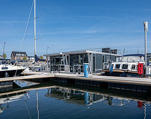 Guest house 5903621 - Holiday property Noord-Beveland - Waterlodge Blue Island | Marina Kamperland