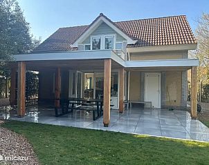 Guest house 5903651 - Holiday property Noord-Beveland - Zeeland huis aan zee