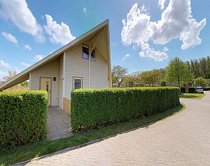 Guest house 590429 - Holiday property Noord-Beveland - Villapark de Paardekreek 3