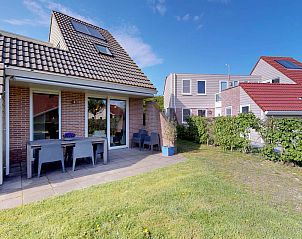 Guest house 590459 - Holiday property Noord-Beveland - 8-persoons bungalow IJsvogel