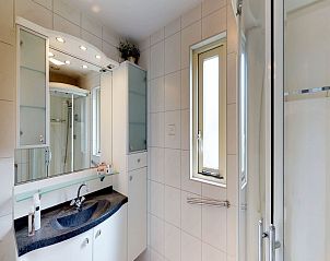 Guest house 590463 - Holiday property Noord-Beveland - Villapark de Paardekreek 5