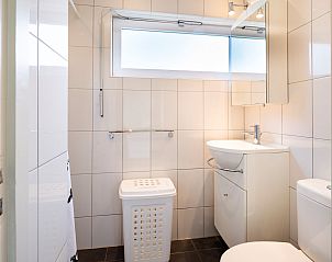 Guest house 600120 - Bungalow Schouwen-Duiveland - Vakantiebungalow Grevelingenlaan 25