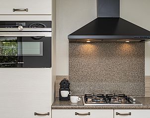 Guest house 6004107 - Bungalow Schouwen-Duiveland - Resort Haamstede | 4-persoons bungalow | 4BL2