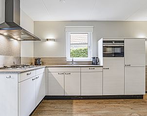 Guest house 6004108 - Bungalow Schouwen-Duiveland - Resort Haamstede | 8-persoons bungalow | 8E