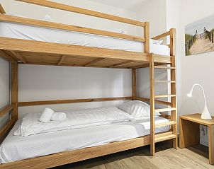 Guest house 6004126 - Bungalow Schouwen-Duiveland - Duinpark 't Hof van Haamstede | 8-persoons bungalow | 8CE