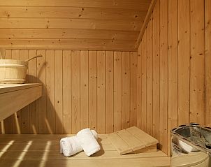 Guest house 6004126 - Bungalow Schouwen-Duiveland - Duinpark 't Hof van Haamstede | 8-persoons bungalow | 8CE