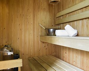 Guest house 6004135 - Bungalow Schouwen-Duiveland - Duinpark 't Hof van Haamstede | 8-persoons bungalow | 8EL1