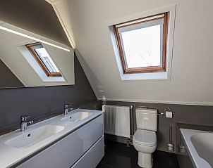 Guest house 600418 - Bungalow Schouwen-Duiveland - Villapark Livingstone | 4-persoons villa | 4C