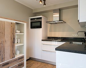 Guest house 600418 - Bungalow Schouwen-Duiveland - Villapark Livingstone | 4-persoons villa | 4C