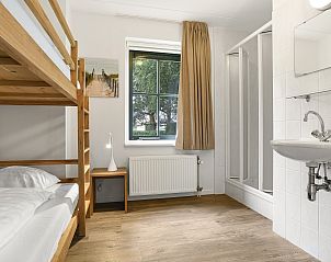 Guest house 600436 - Bungalow Schouwen-Duiveland - Duinpark 't Hof van Haamstede | 8-persoons bungalow | 8CE