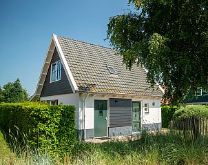 Guest house 600437 - Bungalow Schouwen-Duiveland - Duinpark 't Hof van Haamstede | 5-persoons bungalow | 5C
