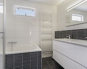 Guest house 600441 - Bungalow Schouwen-Duiveland - Villapark Livingstone | 6-persoons villa | 6EL