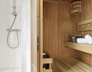 Guest house 600443 - Bungalow Schouwen-Duiveland - Duinpark 't Hof van Haamstede | 8-persoons bungalow | 8EL1