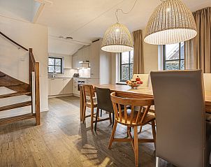 Guest house 600443 - Bungalow Schouwen-Duiveland - Duinpark 't Hof van Haamstede | 8-persoons bungalow | 8EL1