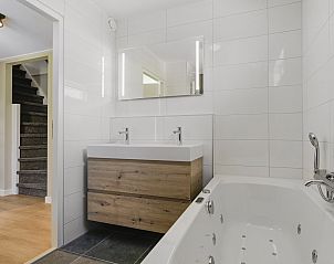 Guest house 600466 - Bungalow Schouwen-Duiveland - Villapark Livingstone | 6-persoons villa | 6D2