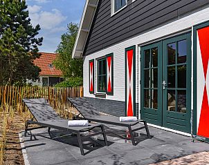 Guest house 600482 - Bungalow Schouwen-Duiveland - Duinpark 't Hof van Haamstede | 8-persoons bungalow | 8EL2