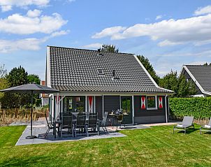 Guest house 600482 - Bungalow Schouwen-Duiveland - Duinpark 't Hof van Haamstede | 8-persoons bungalow | 8EL2