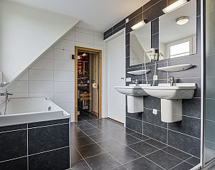 Guest house 600490 - Bungalow Schouwen-Duiveland - Resort Haamstede | 4-persoons bungalow | 4BL2