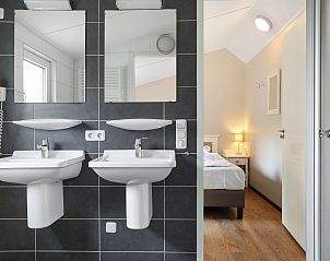 Guest house 600494 - Bungalow Schouwen-Duiveland - Resort Haamstede | 4-persoons bungalow | 4B3