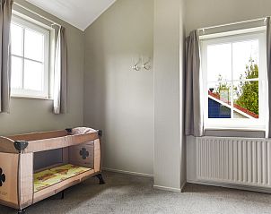 Guest house 600497 - Bungalow Schouwen-Duiveland - Villapark Livingstone | 4-persoons villa | 4L